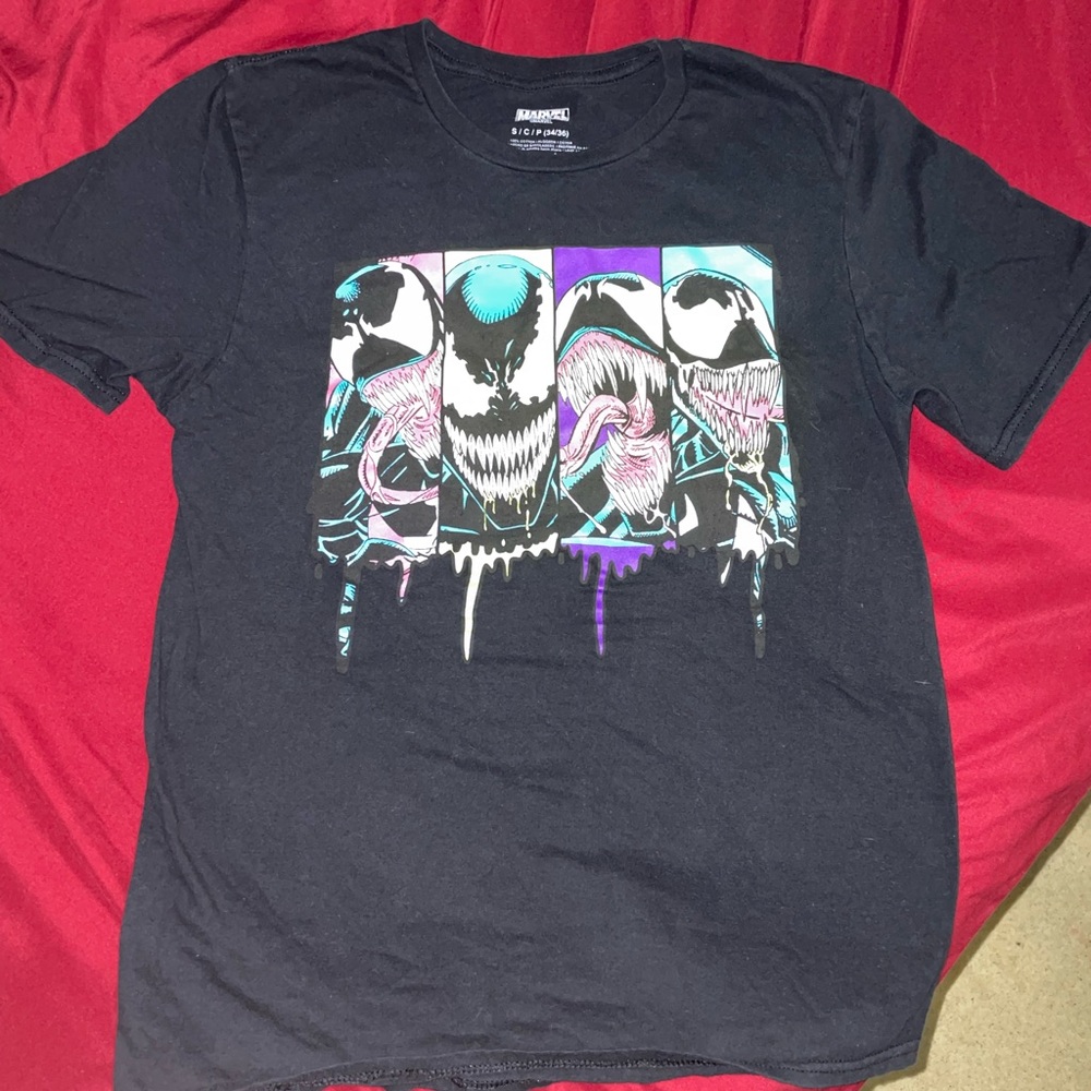 Venom t shirt size S